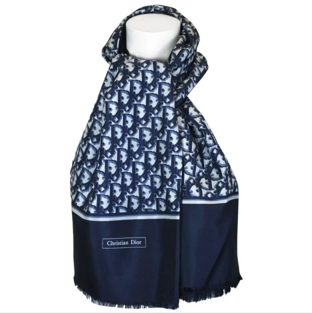 Dior this elegant